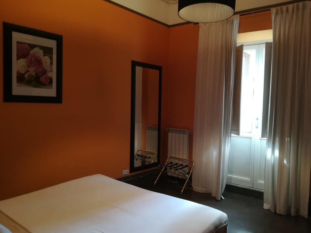 Locanda Degli Antiquari Bed and Breakfast Roma Exterior foto