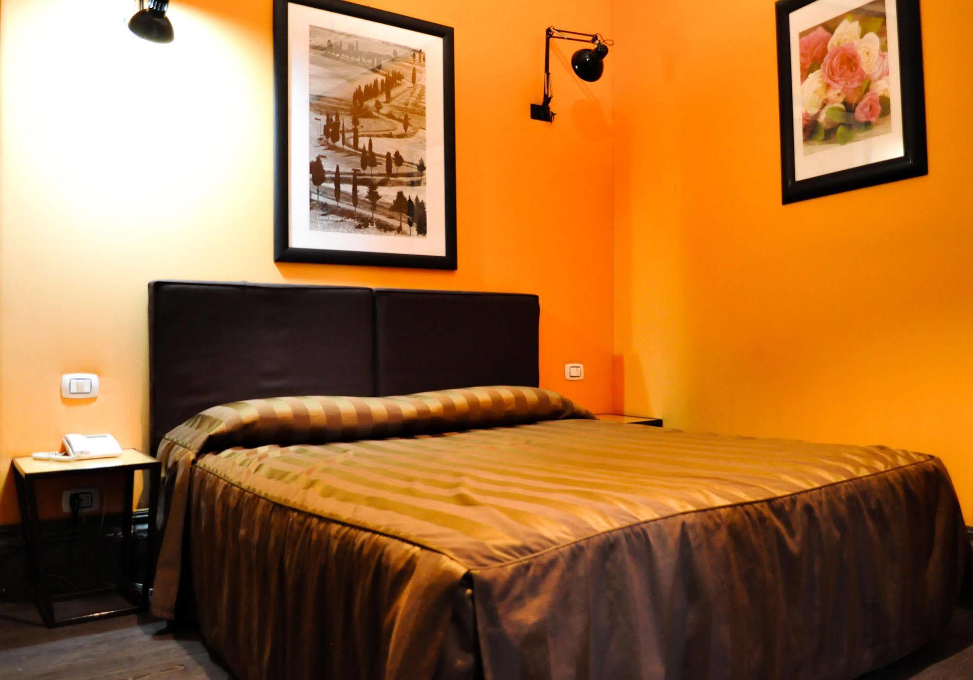 Locanda Degli Antiquari Bed and Breakfast Roma Exterior foto